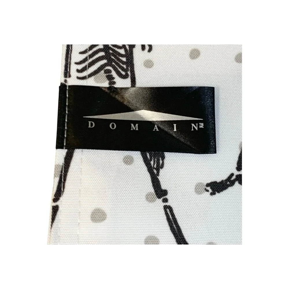 Domain Halloween Dancing Skeleton Placemats Set of 4 White Orange Black Dot